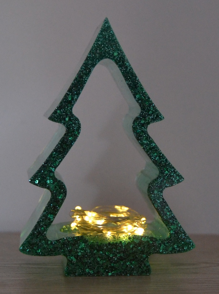Sapin décoratif en résine verte pailletée – Guirlande LED incluse