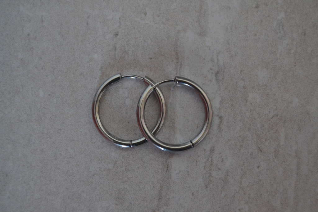 Créoles 23 mm – Finition Argentée